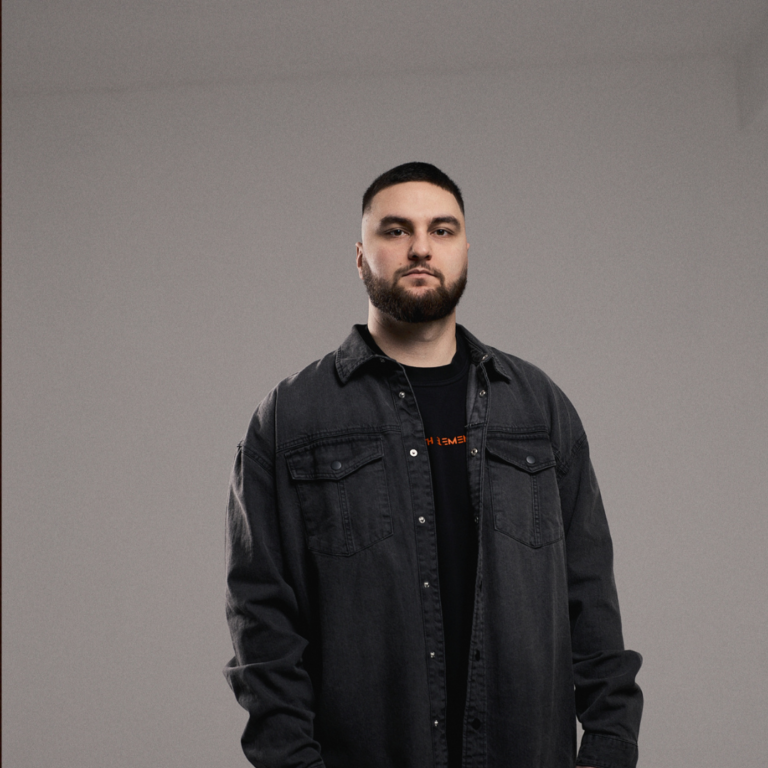 MILHOUSE EKSKLUZIVNO ZA UMIXU: “GROOVE, EMOCIJA I SNAGA SU ONO ŠTO NAJBOLJE OPISUJE MOJ ZVUK“